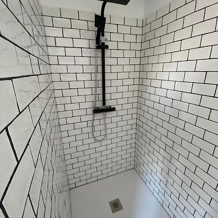Duplex Proche Gare Vue Tour Perret Avec Parking Gratuit Apartment Amiens Bagian luar foto