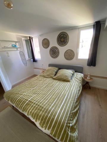 Duplex Proche Gare Vue Tour Perret Avec Parking Gratuit Apartment Amiens Bagian luar foto